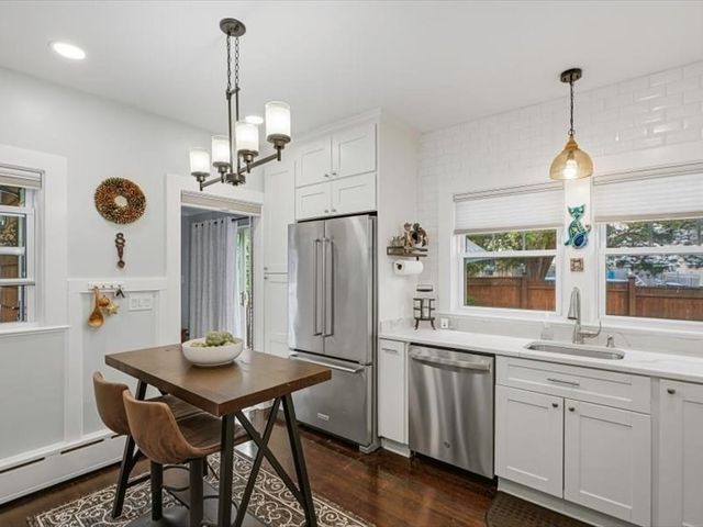 51 Fruit St Ext, Milford, MA 01757