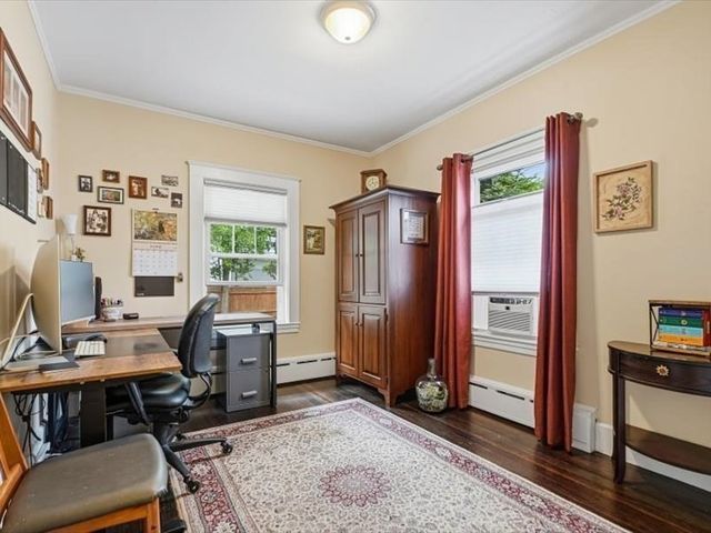 51 Fruit St Ext, Milford, MA 01757