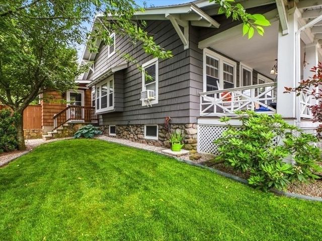 51 Fruit St Ext, Milford, MA 01757