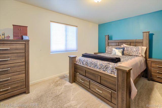 6034 Willow Trail, Grand Blanc Charter Township, MI 48439