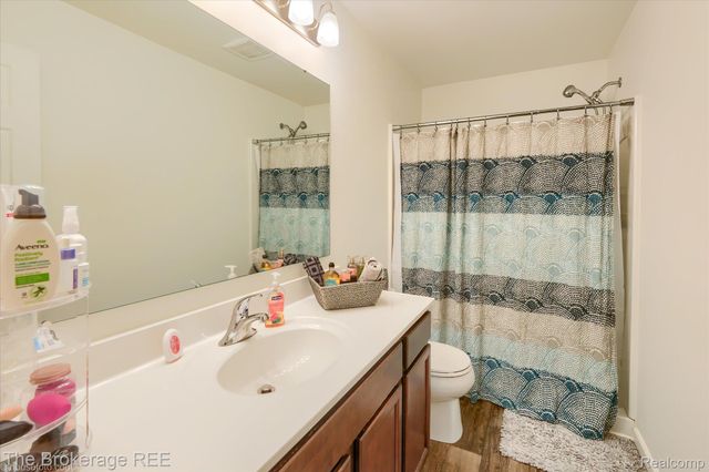 6034 Willow Trail, Grand Blanc Charter Township, MI 48439