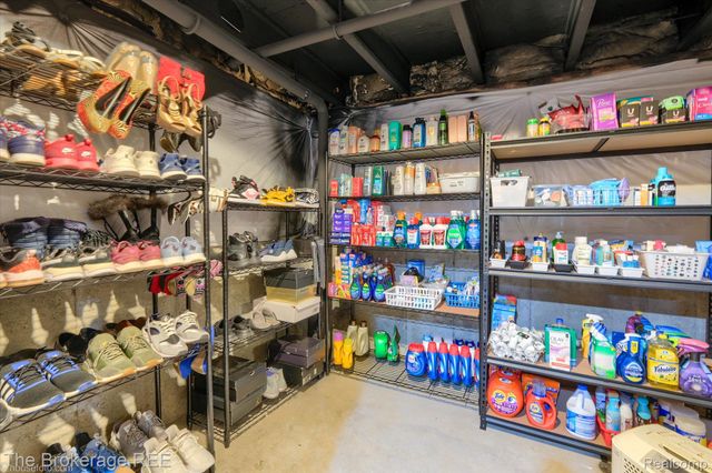 6034 Willow Trail, Grand Blanc Charter Township, MI 48439