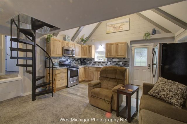 21660 Brady Lake Boulevard, Morley, MI 49336