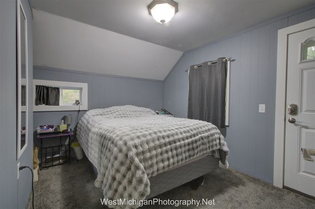 21660 Brady Lake Boulevard, Morley, MI 49336