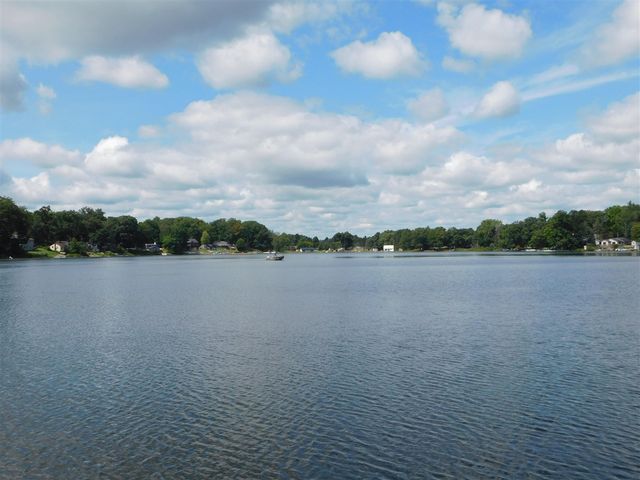 21660 Brady Lake Boulevard, Morley, MI 49336