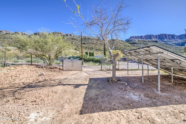 300 N MAGMA Avenue, Superior, AZ 85173