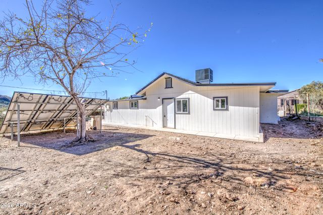 300 N MAGMA Avenue, Superior, AZ 85173