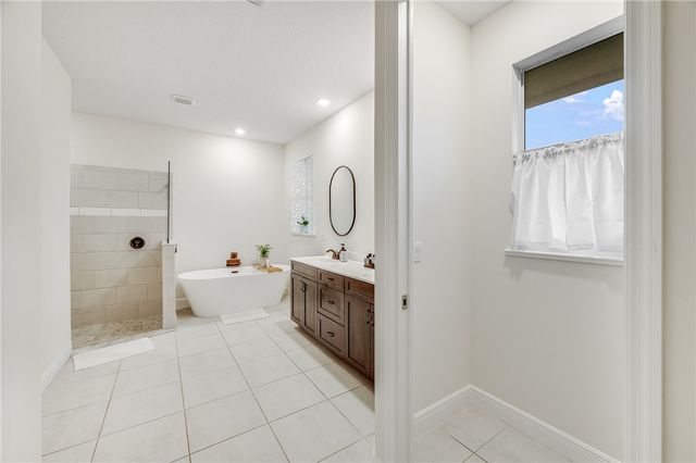 718 Yearling Trail, Sebastian, FL 32958