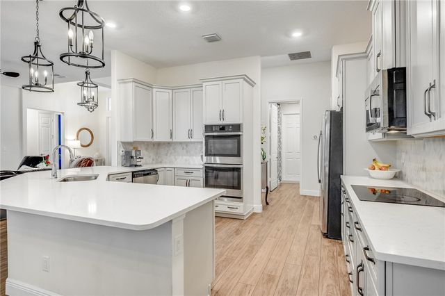 718 Yearling Trail, Sebastian, FL 32958