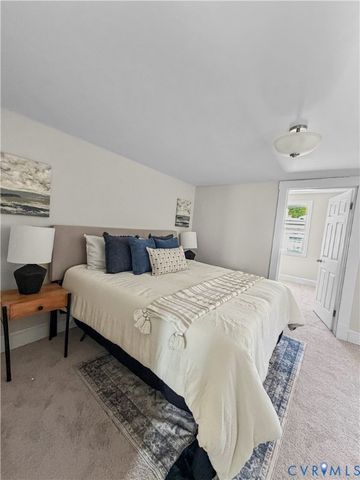 1011 Bank St, Hopewell, VA 23860