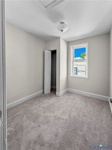 1011 Bank St, Hopewell, VA 23860