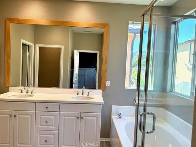 2955 Villa Catalonia Circle, Corona, CA 92881