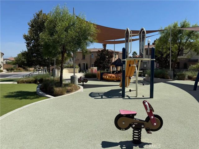 2955 Villa Catalonia Circle, Corona, CA 92881