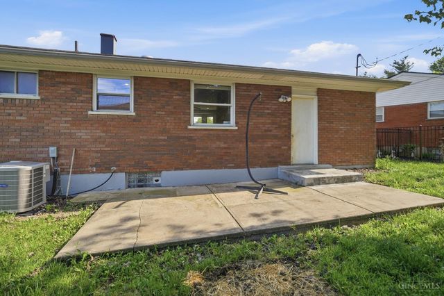 5228 Woodlake Drive, Delhi Twp, OH 45238