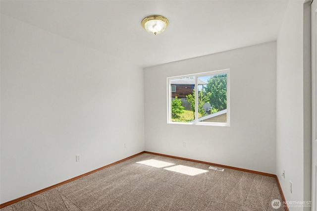 18663 Rainier View Road SE, Monroe, WA 98272