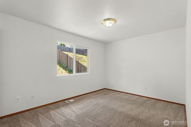 18663 Rainier View Road SE, Monroe, WA 98272