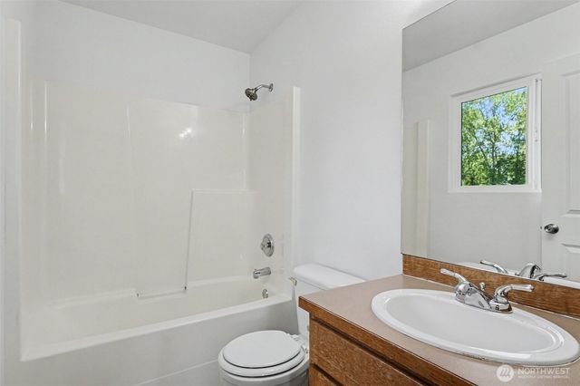 18663 Rainier View Road SE, Monroe, WA 98272