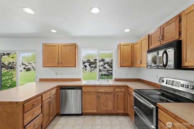 18663 Rainier View Road SE, Monroe, WA 98272