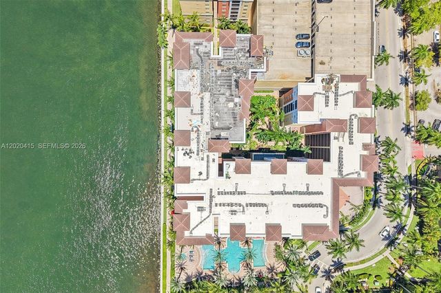 17150 N Bay Road 2808, Sunny Isles Beach, FL 33160