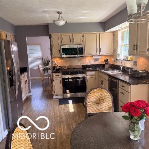 7920 Pine Lake Road, Indianapolis, IN 46268