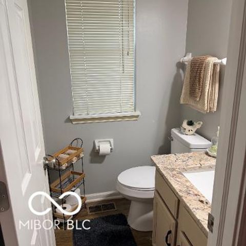 7920 Pine Lake Road, Indianapolis, IN 46268