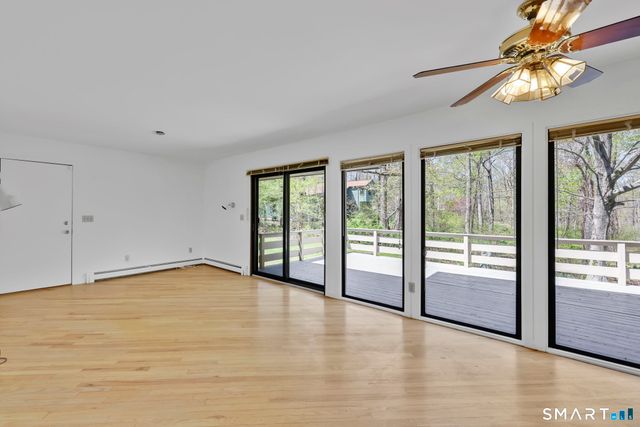 18 Ledgewood Road, Redding, CT 06896