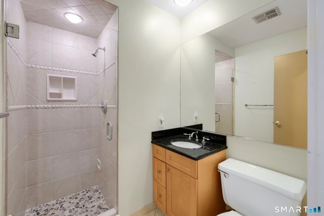 18 Ledgewood Road, Redding, CT 06896