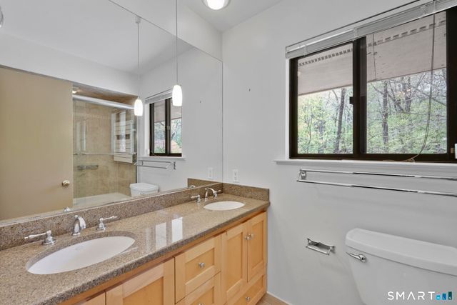 18 Ledgewood Road, Redding, CT 06896