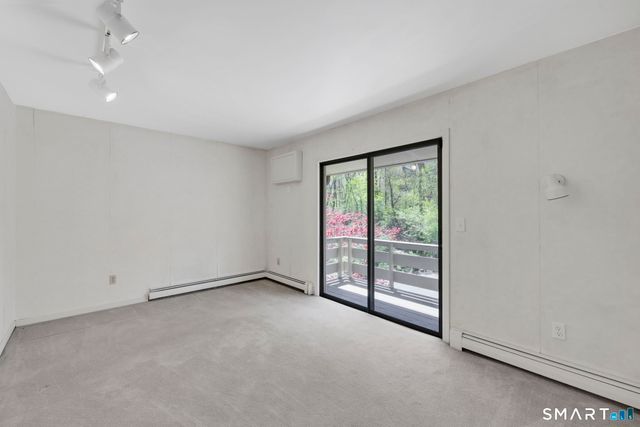 18 Ledgewood Road, Redding, CT 06896