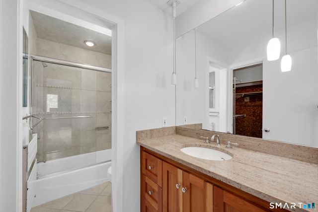 18 Ledgewood Road, Redding, CT 06896