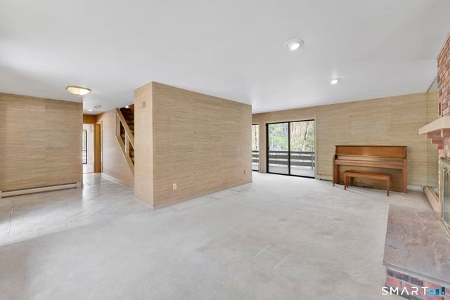 18 Ledgewood Road, Redding, CT 06896