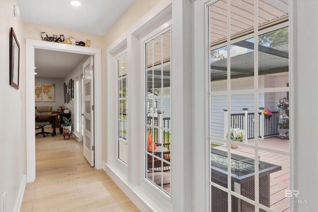 302 W Satsuma Avenue, Foley, AL 36535