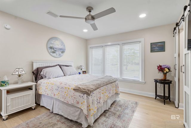 302 W Satsuma Avenue, Foley, AL 36535
