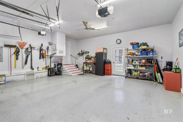 302 W Satsuma Avenue, Foley, AL 36535