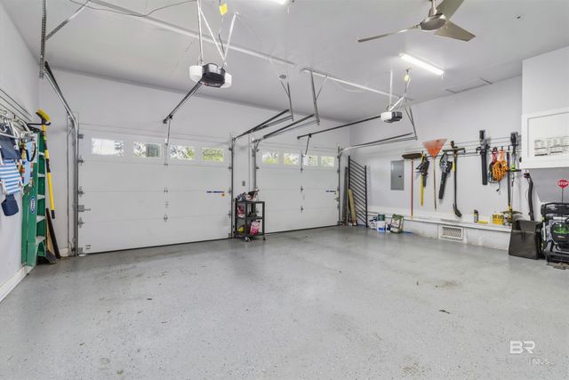 302 W Satsuma Avenue, Foley, AL 36535