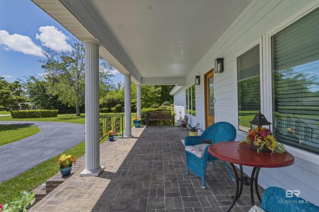 302 W Satsuma Avenue, Foley, AL 36535