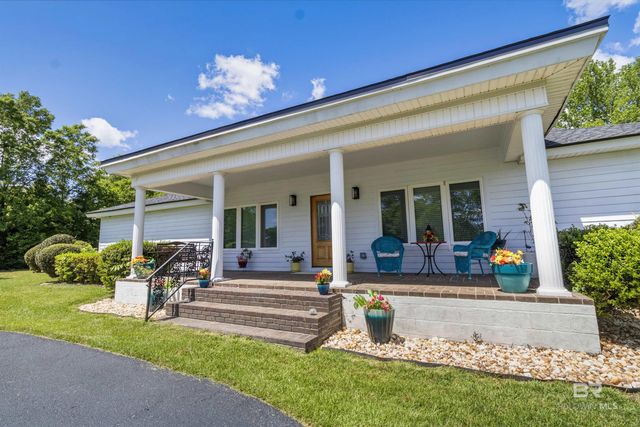 302 W Satsuma Avenue, Foley, AL 36535