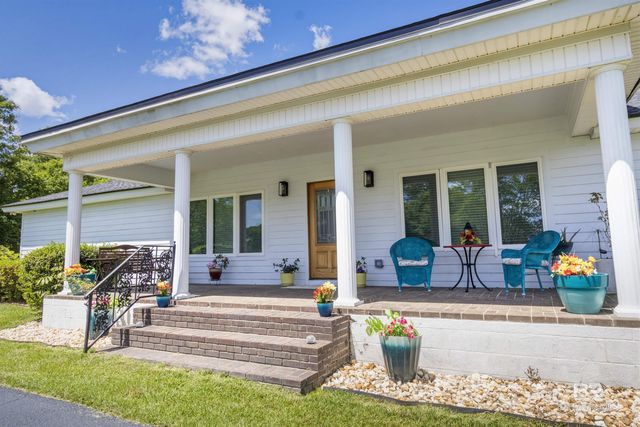 302 W Satsuma Avenue, Foley, AL 36535