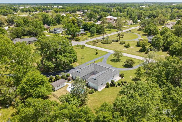 302 W Satsuma Avenue, Foley, AL 36535