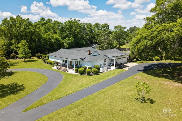 302 W Satsuma Avenue, Foley, AL 36535
