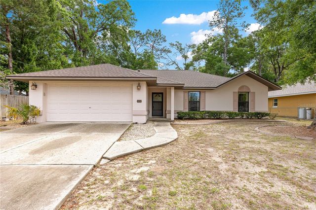 4216 NE 32ND CIRCLE, Ocala, FL 34479