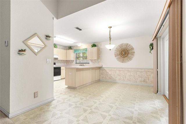 4216 NE 32ND CIRCLE, Ocala, FL 34479