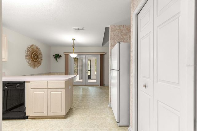 4216 NE 32ND CIRCLE, Ocala, FL 34479