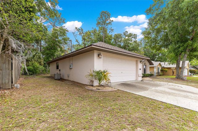 4216 NE 32ND CIRCLE, Ocala, FL 34479