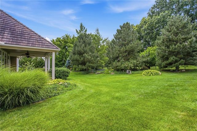15212 Fontana Street, Leawood, KS 66224