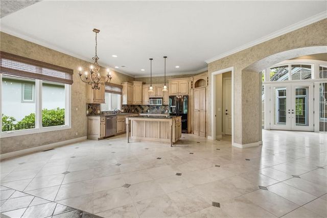 15212 Fontana Street, Leawood, KS 66224