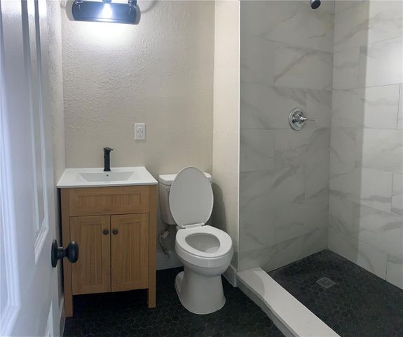 1915 WEEKS AVENUE, Orlando, FL 32806