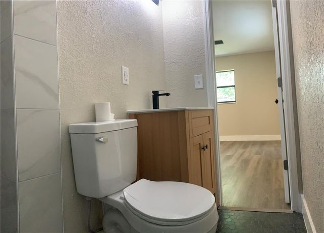 1915 WEEKS AVENUE, Orlando, FL 32806