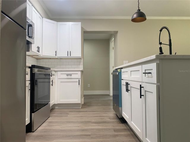 1915 WEEKS AVENUE, Orlando, FL 32806