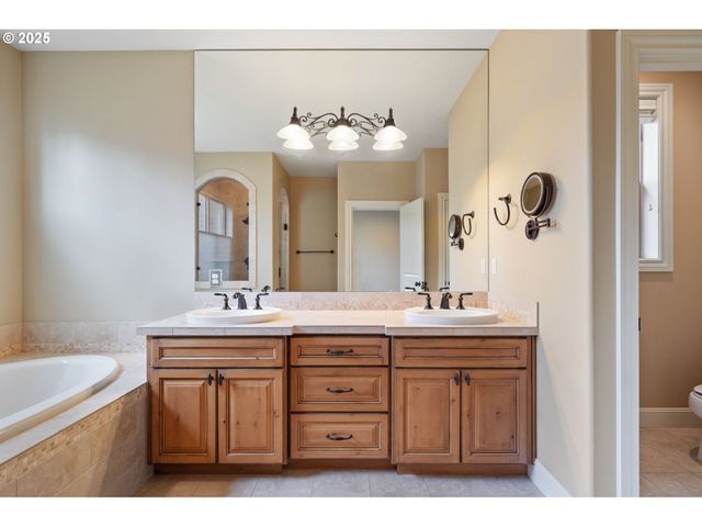 4331 Se 166TH Ct, Vancouver, WA 98683